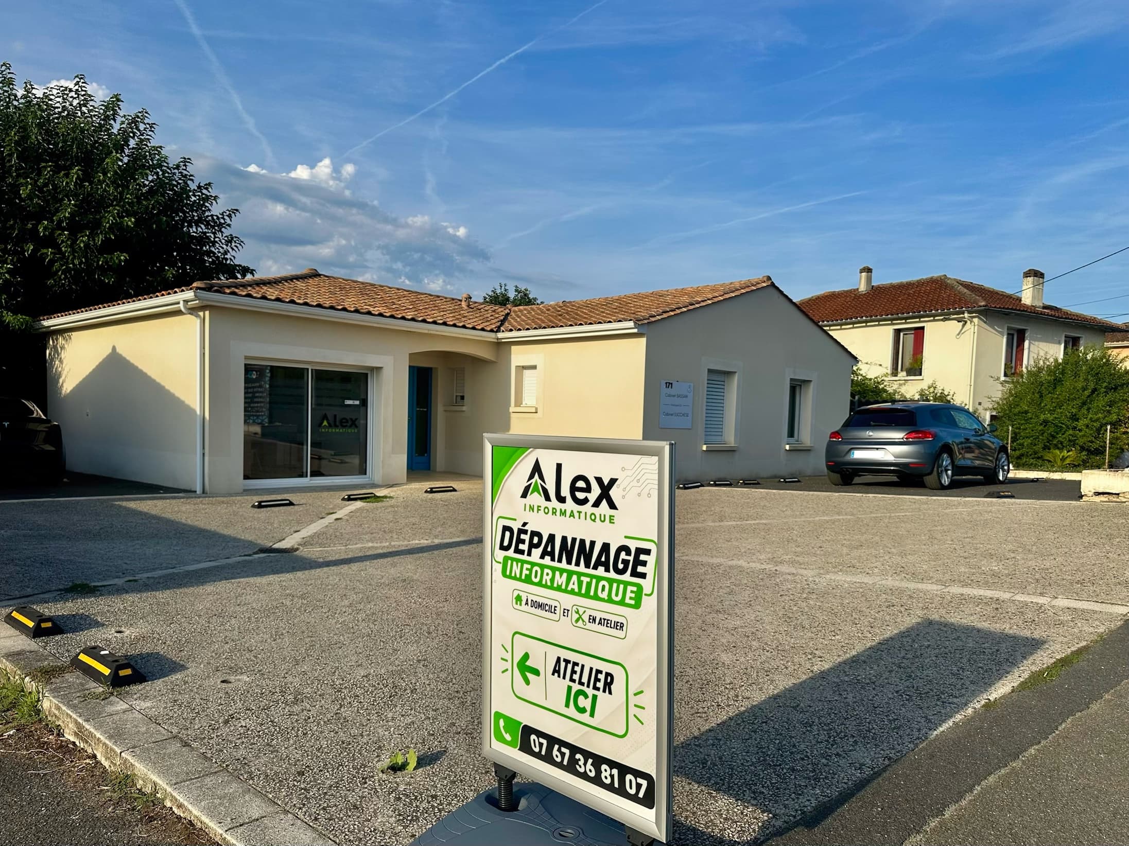 Vue extérieure de l'atelier Alex Informatique